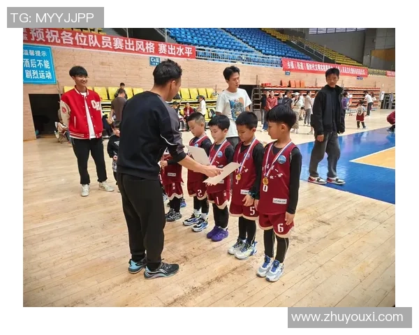 赛后分析:武汉篮球队与重庆篮球队在比赛中的灵活性对比与启示 赛后分析:武汉篮球队与重庆篮球队在比赛中的灵活性对比与启示